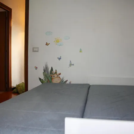 Apiro 11 Rome
